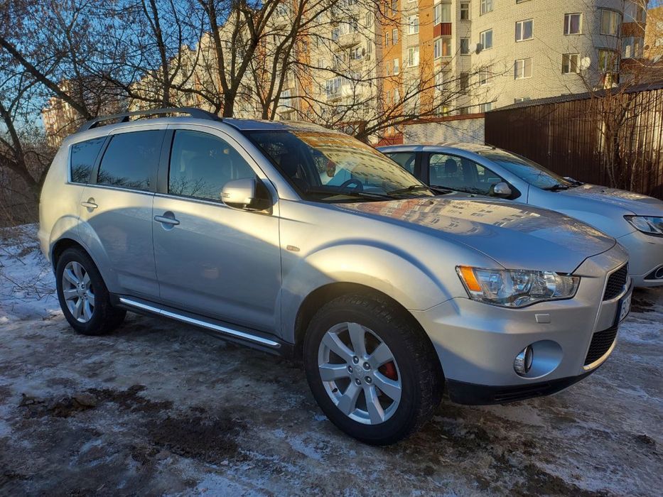 Mitsubishi outlander xl