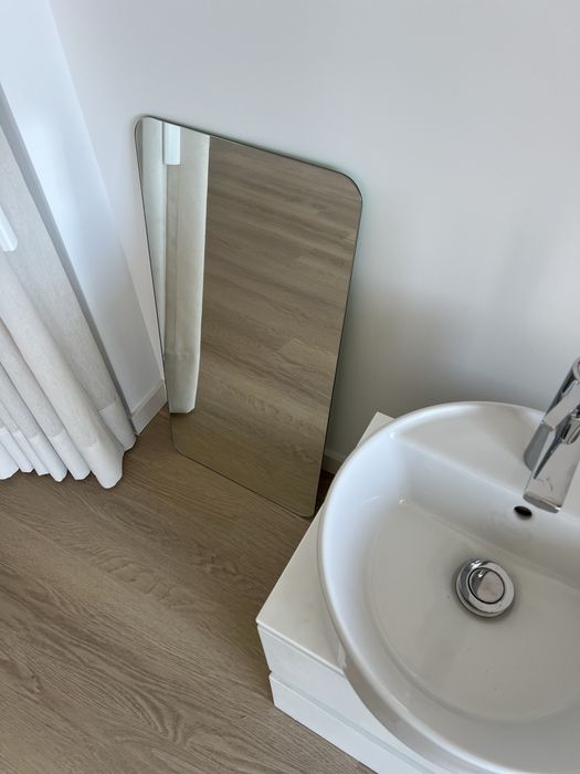 Conjunto Lavatorio Roca WC com torneira Roca, movel Wc e espelho