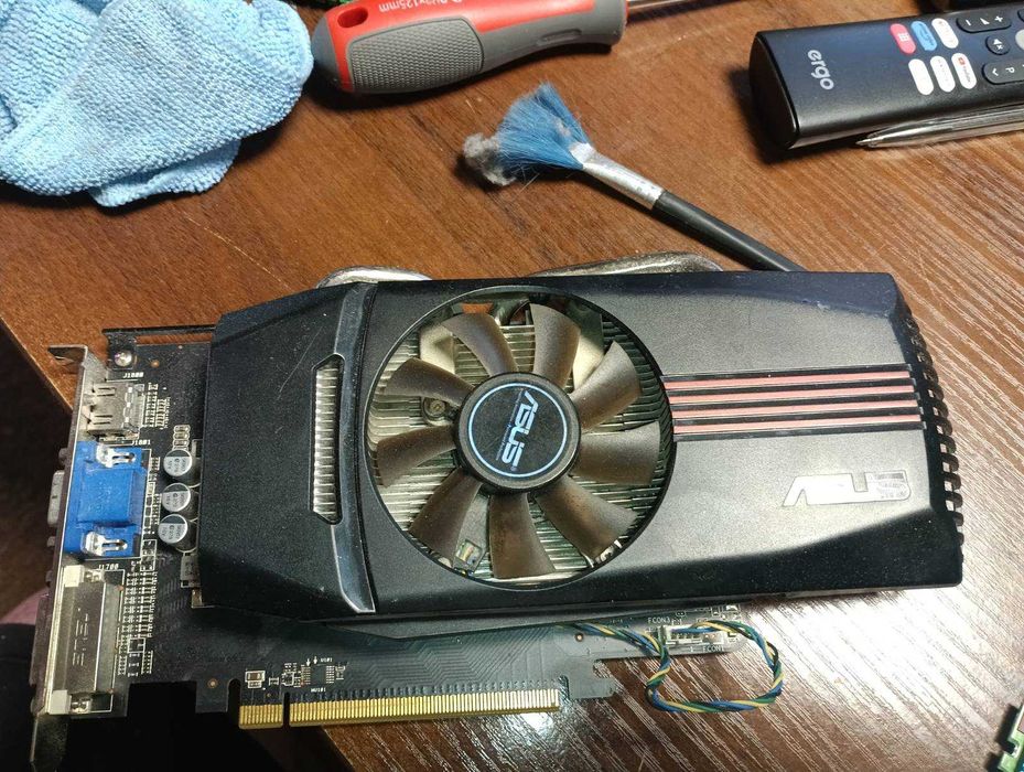 Відеокарта Asus PCI-Ex AMD Radeon HD 6770 1GB DDR5
