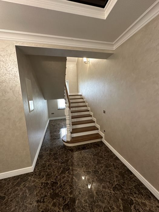 Будинок Рованці 176 м.кв