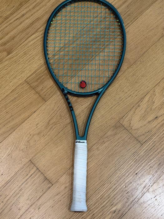 Wilson Blade 98  V9 ProStock