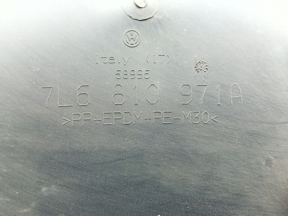 Cava roda trás esquerda VOLKSWAGEN Touareg (7L)