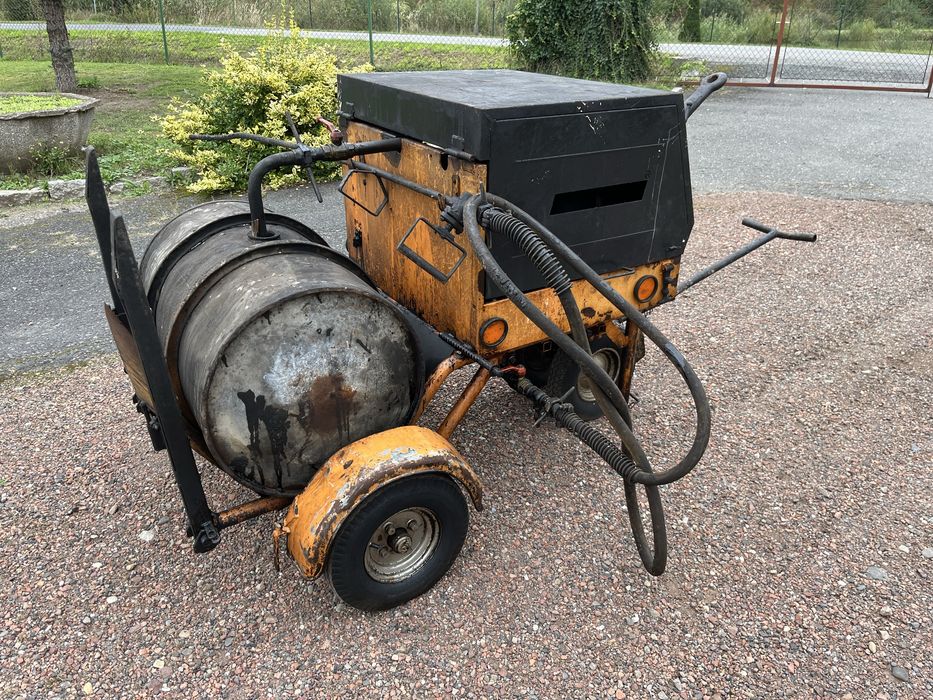 Rozściełacz asfaltu ABG TITAN 455