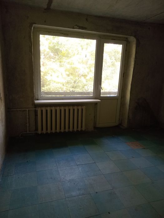 Продам 1 к.квартиру на Даманском