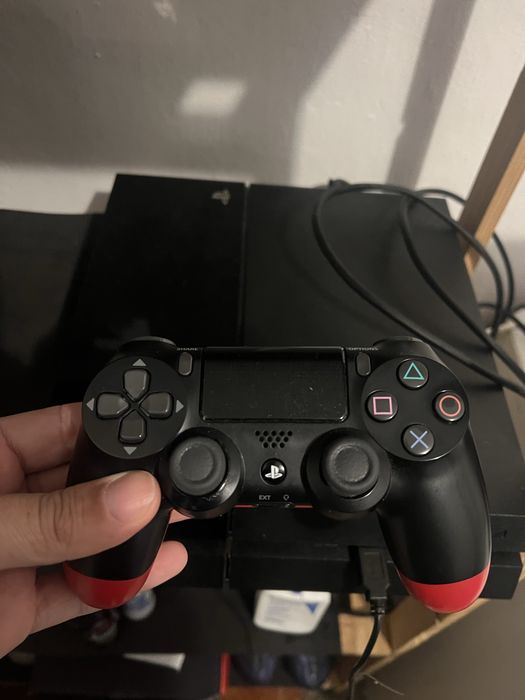Playstation 4 (PS4) Modelo Original