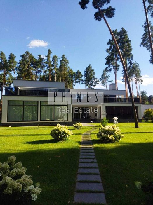 ПРОДАЖ будинок 870 м2 з басейном! Прямий вихід до води! Перша лінія! Сосни, ліс. Стоянка. Буча