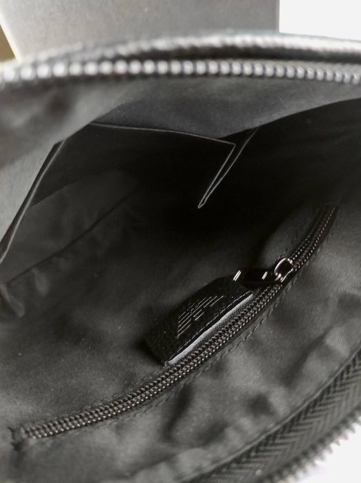 Шкіряна чоловіча сумка Armani Армані мужская кожаная сумка