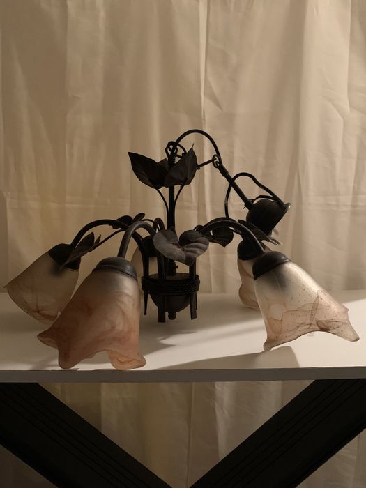 Tulip Lamp435563797823498242