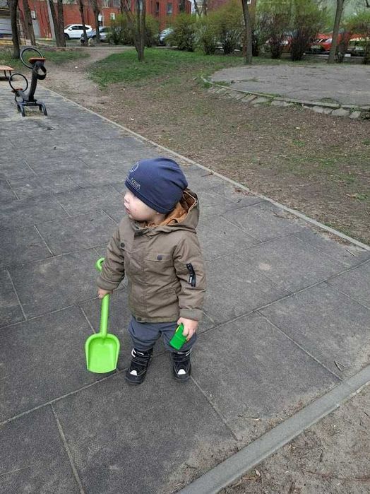 Куртка на мальчика 1,5 годика