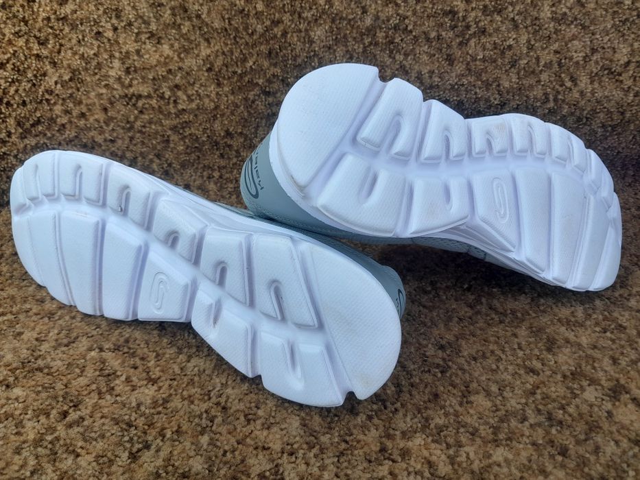 Кросівки літні оригінал Kalenji Run 44 розмір.