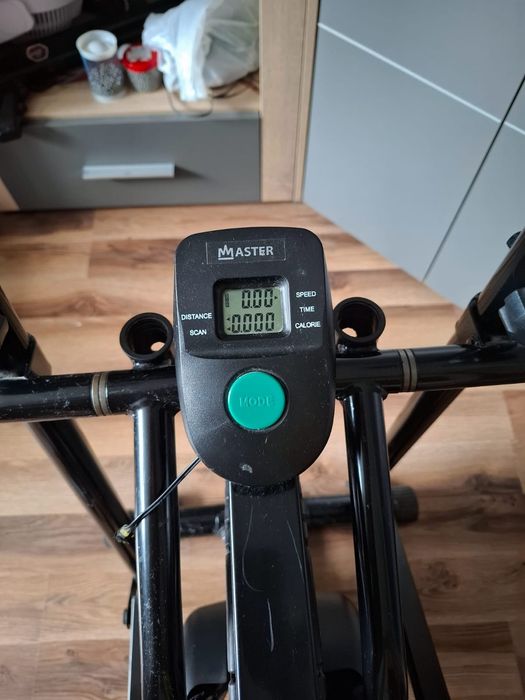 Orbitrek firmy Master