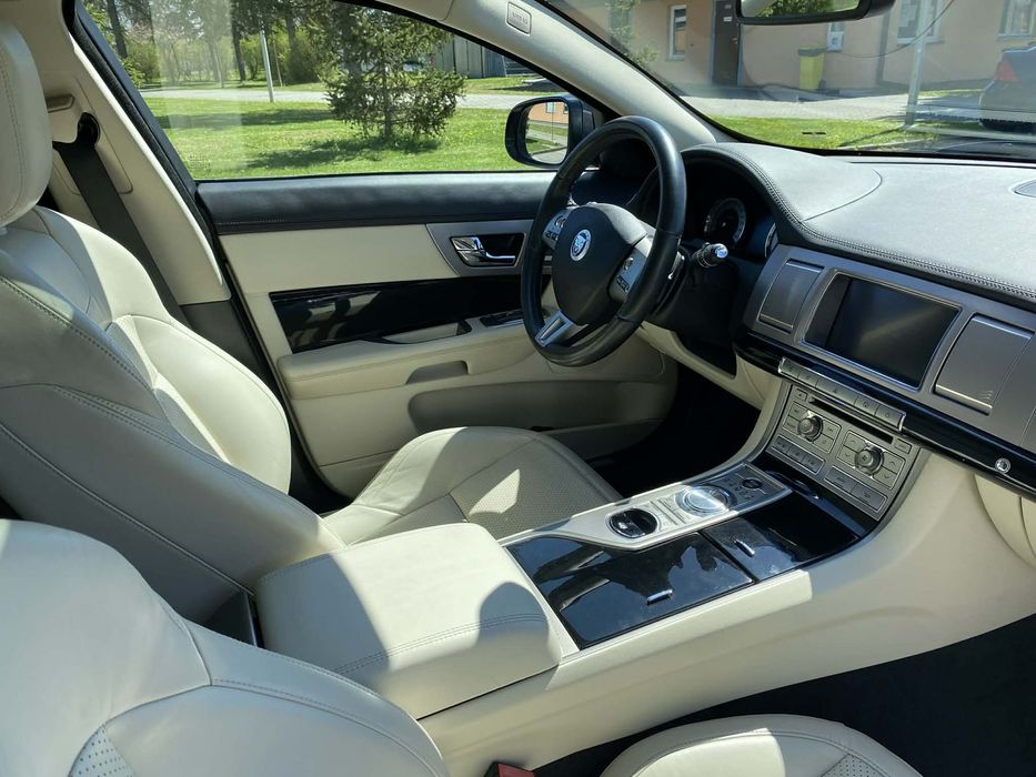 Jaguar XF Piękne wnetrze FULL OPCJA