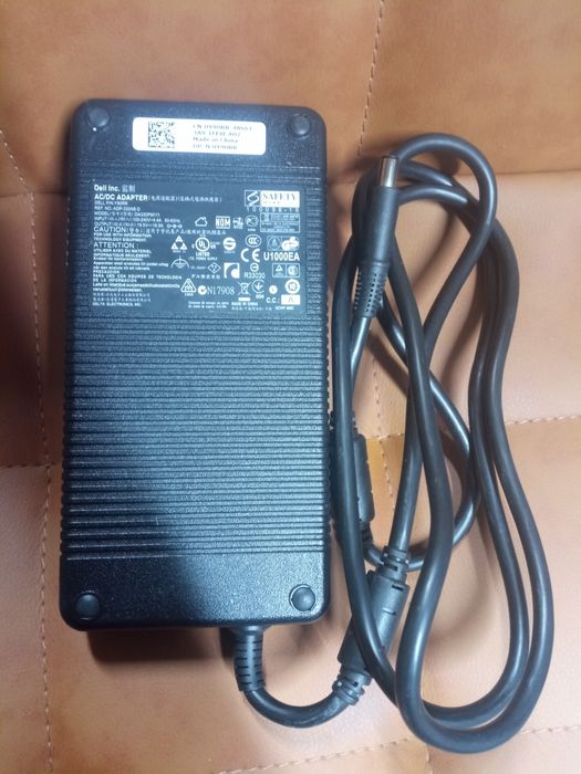 Електрошрот Dell 330W 19,5V 16,9А 7.4х5.0 оригінал блок живлення