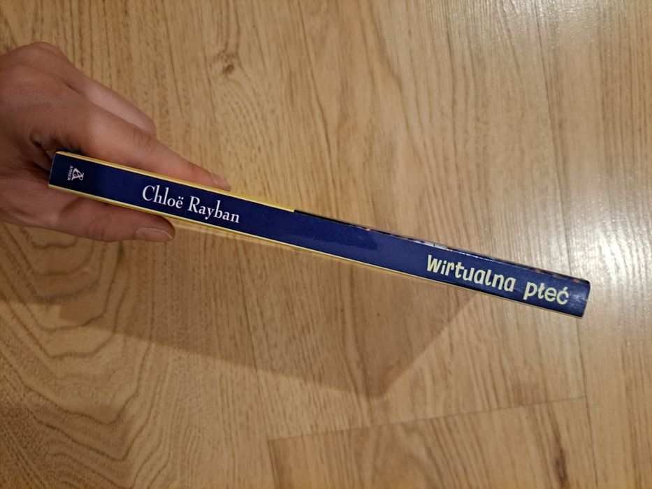 Wirtualna Płeć Chloe Rayban