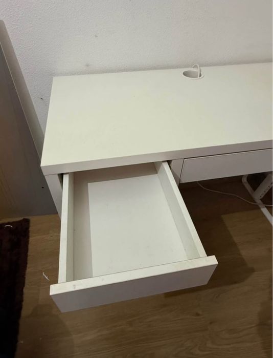 Secretária e Cadeira IKEA