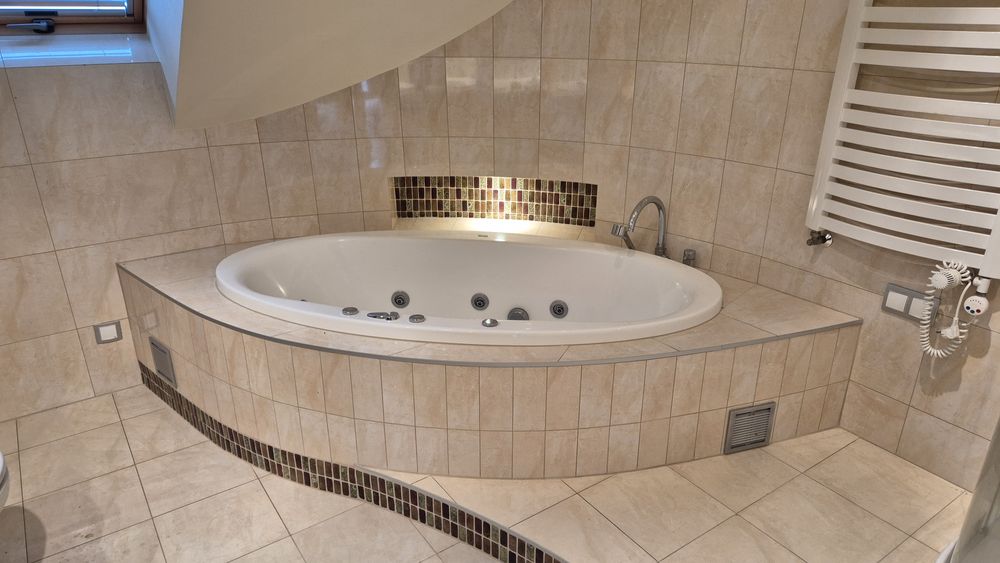 wanna z hydromasażem POOLSPA Aura 190x100