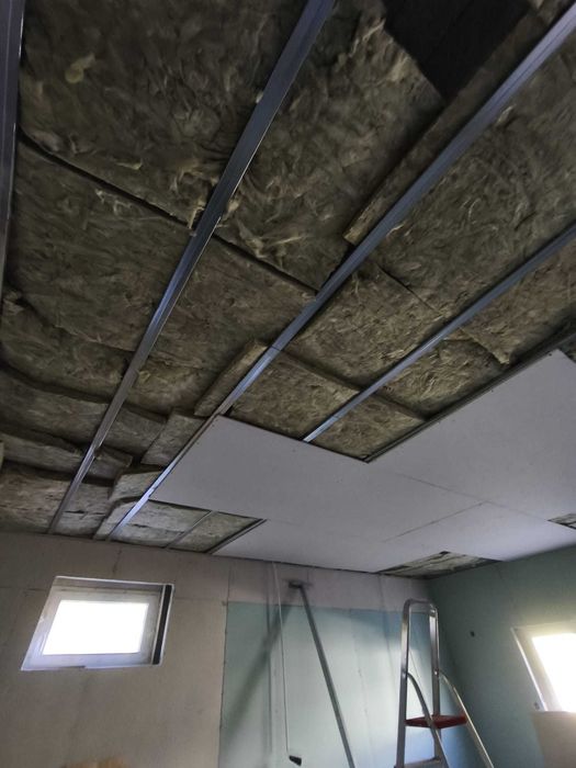 Obras de pladur e pinturas
