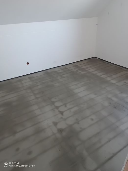 Wylewka samopoziomujace/Remont mieszkań oraz adaptacja poddaszy