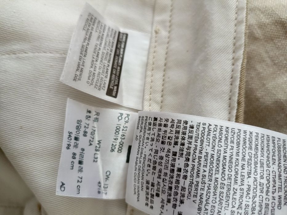 Męskie spodnie chinos Levi’s Strauss & Co W28 L32 beżowe