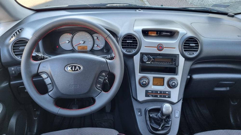 Kia Carens 2.0d  full wyposażenie