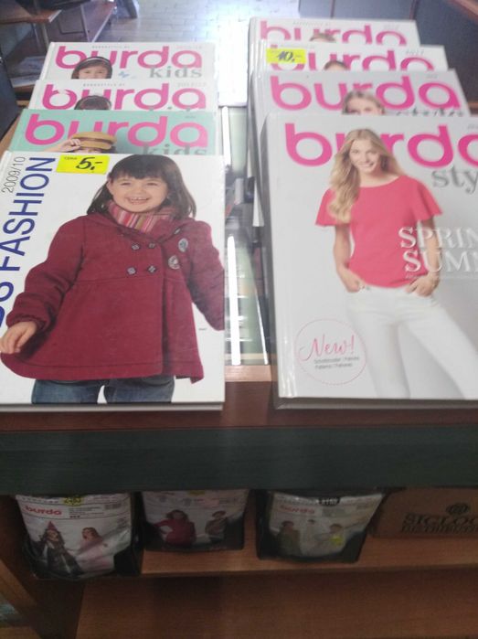 Sprzedam Katalogi Burdy,oraz gotowe wykroje z katalogu BURDY Zgierz ...