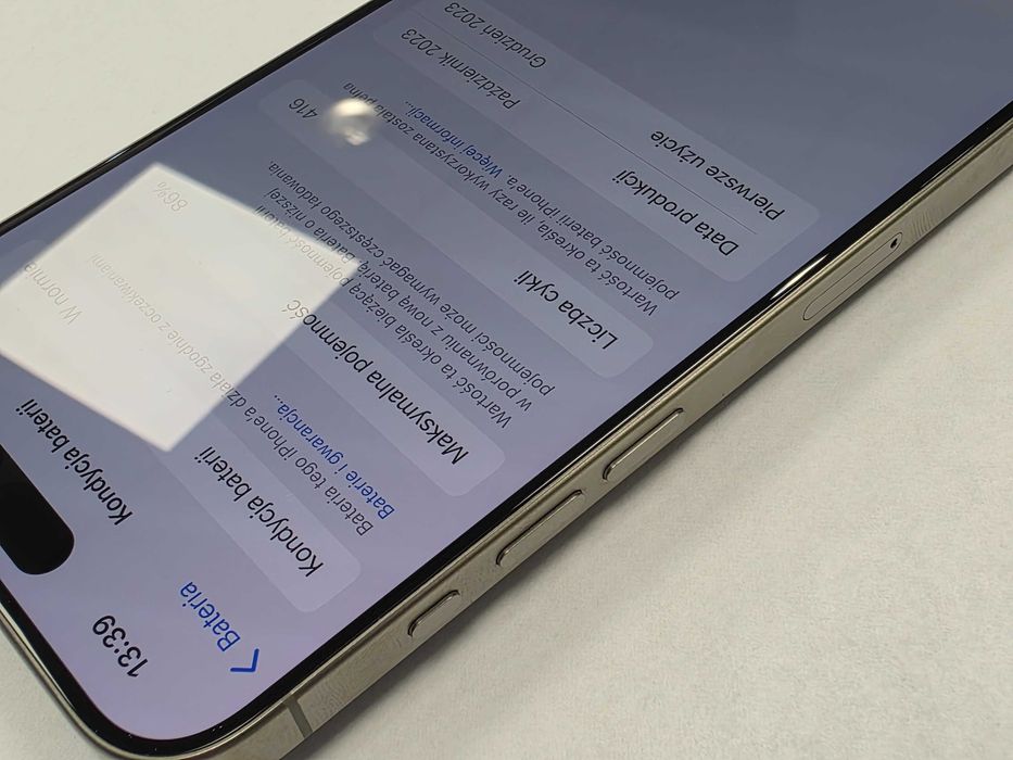 iPhone 15 PRO MAX 256GB/ Natural Titanium/ 86%/ Grade A-/ + ładowarka/ GW 12 MSC