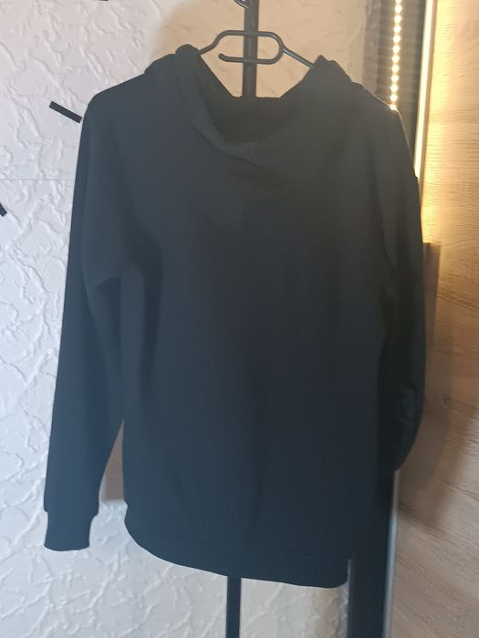 Bluza z napisem "Just Do Nothing"