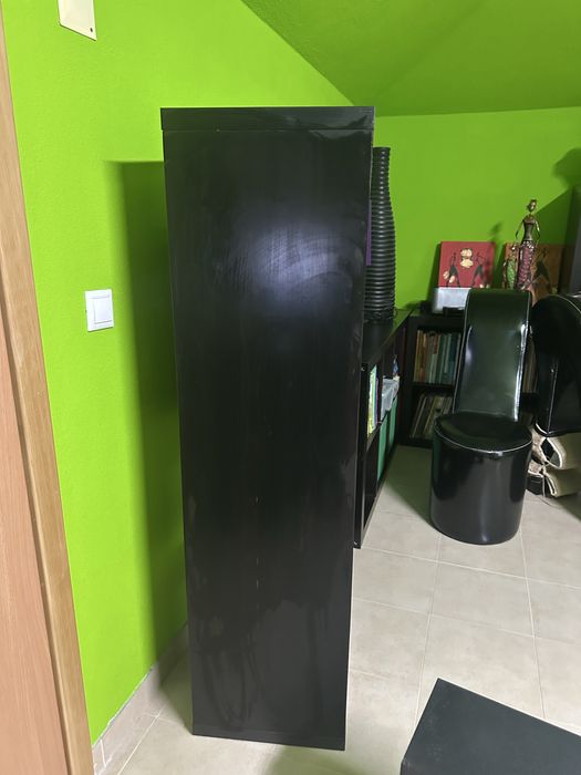 Estante Preta Ikea
