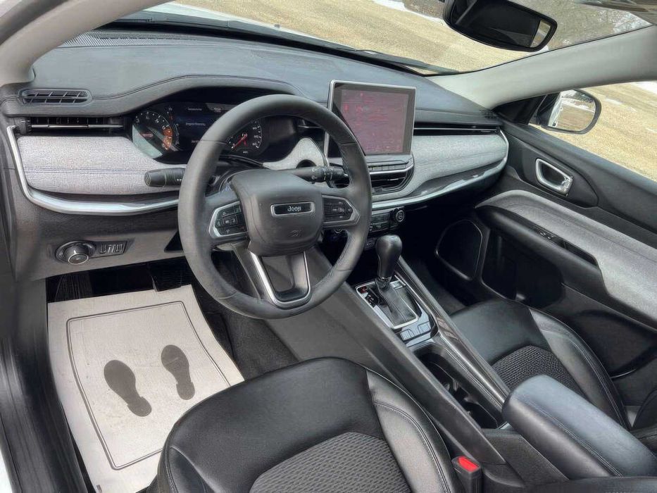 Jeep Compass      2022