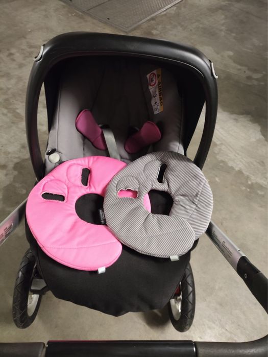 Carrinho bebé Quinny com ovo bebéconfort (o ovo nunca foi usado).