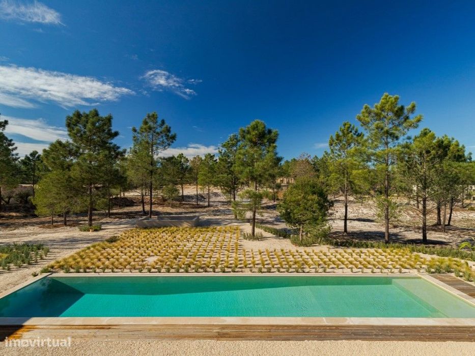 Villa de Luxo perto da praia com uma guest house