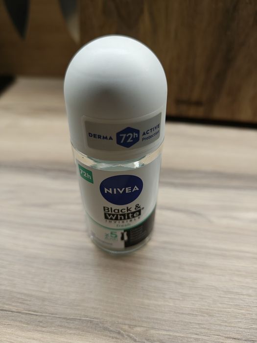 Nowy damski antyperspirant Nivea * Black&White Fresh