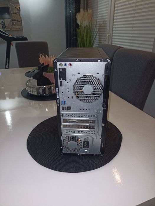 Komputer stacjonarny,gamingowy windows 11