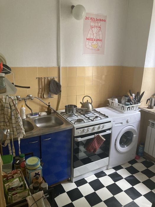 pokój z balkonem w centrum - Więcej