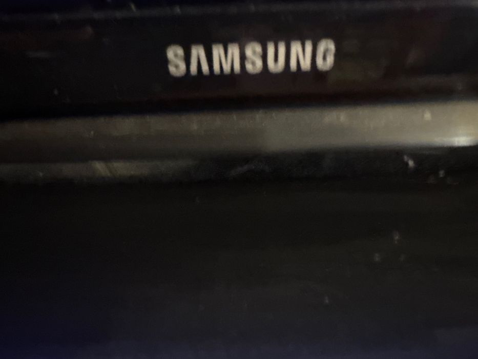 Sprawny telewizor Samsung UE32H4000