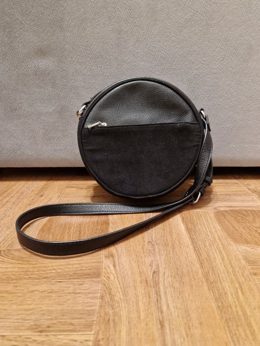 Сумка H&M чорна кругла