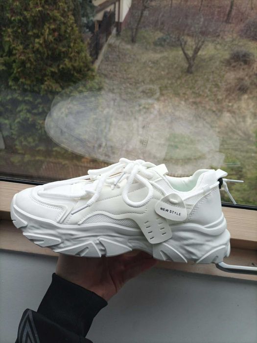 Męskie buty sportowe sneakersy rozmiar 44 białe