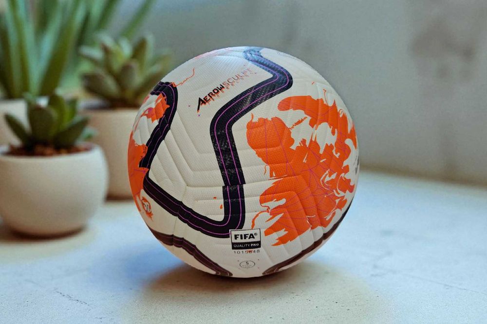 М'яч футбольний NIKE ACADEMY Термошов, 5 розмір, РОЗПРОДАЖ