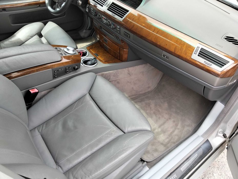 bmw  745 LI  330 cv