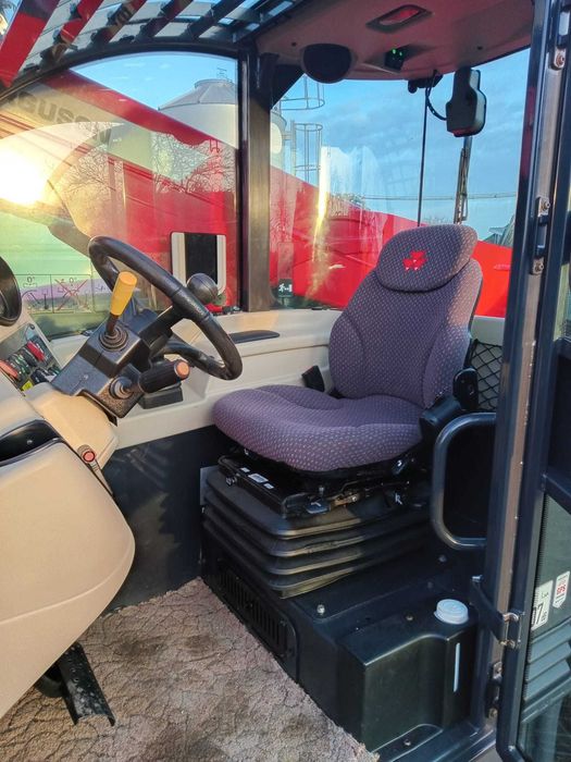Ładowarka teleskopowa Massey Ferguson 7038 rok 2020 bdb stan