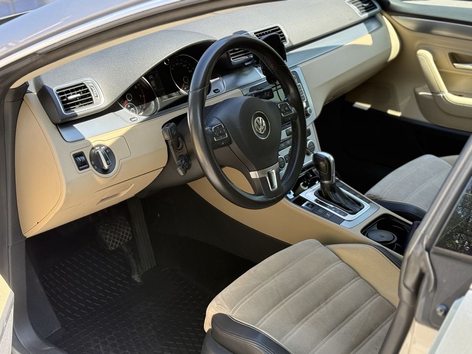 Продам Volkswagen Passat CC 1.8 2013