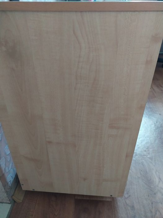 Продам универсальный  стол