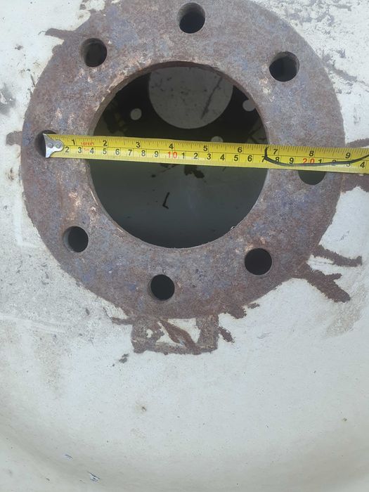 Kola wąskie miedzyrzedowe same case lamborghini 13,6R38
