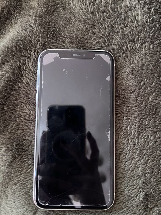Продам  iPhone 11 128 гб