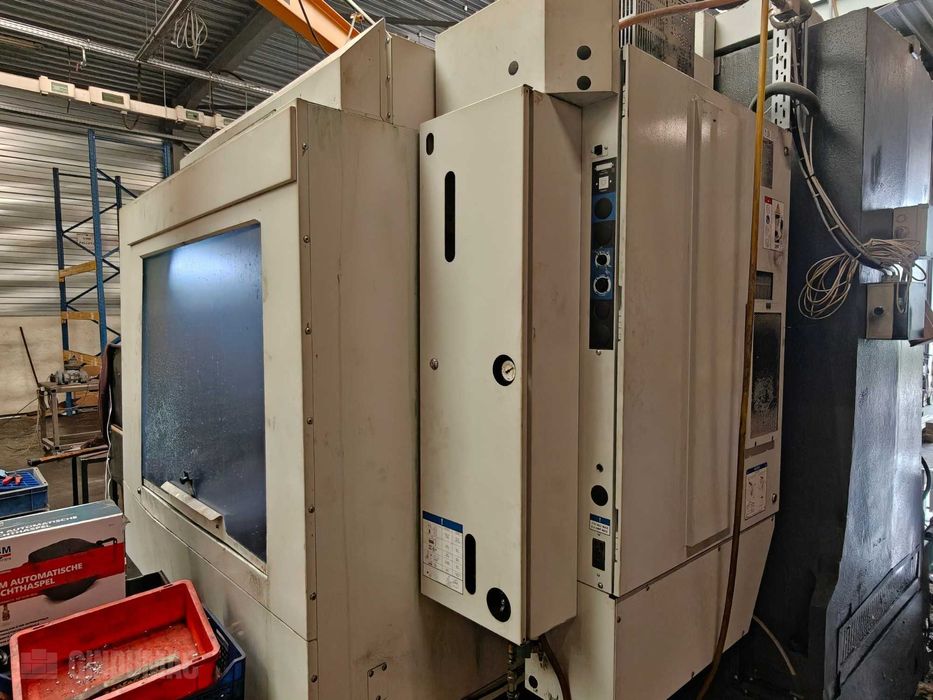 Centrum obróbcze CNC HAAS VF-6SS