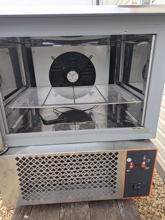 Шкаф шоковой заморозки -18, морозильний шкаф, чиллер