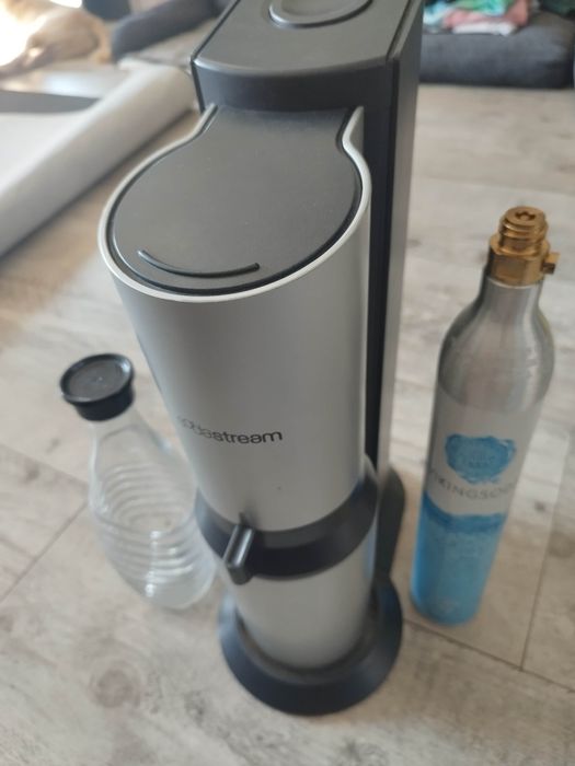 SodaStream Crystal saturator do gazowania wody karafka butelka nabój