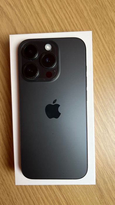 iPhone 15 Pro black titanium 128GB