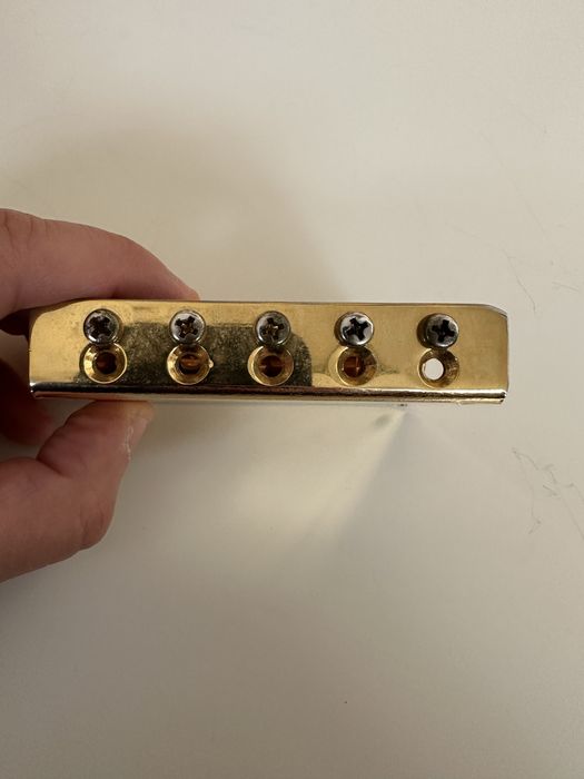 Бридж для бас гітари