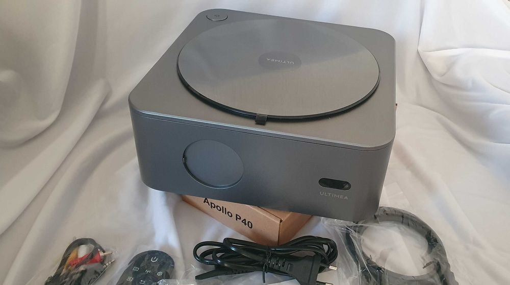 Projektor Ultimea Apollo P40